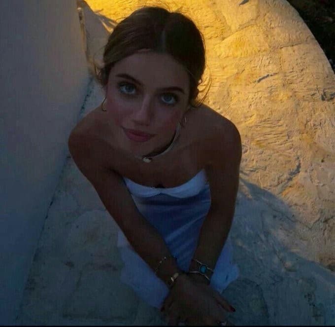 Woman Kneeling And Looking Up Meme Template