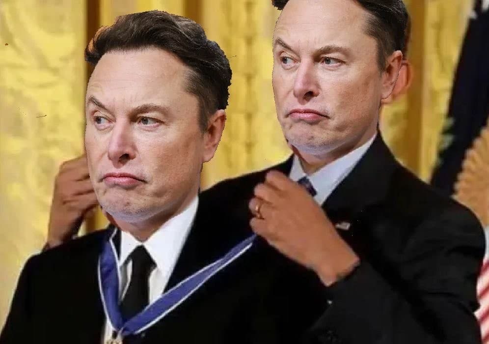 Elon Musk giving Elon Musk award