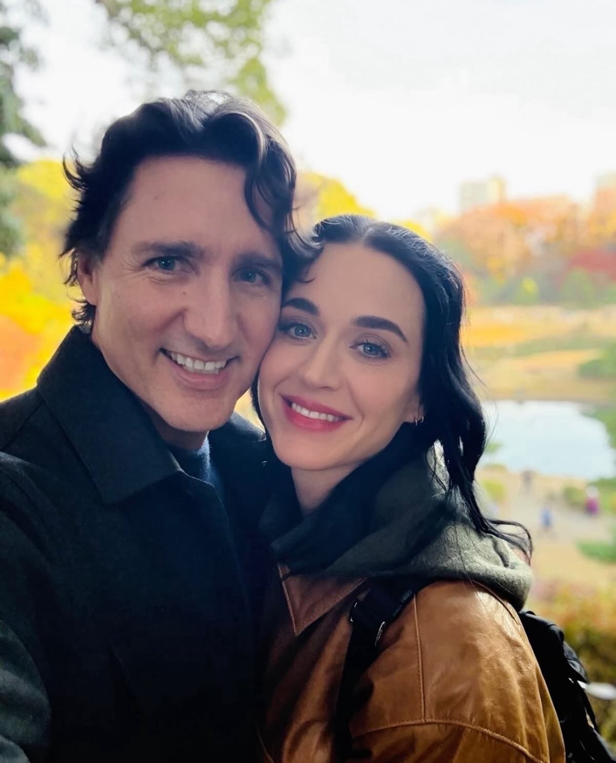 Katy Perry and Justin Trudeau selfie
