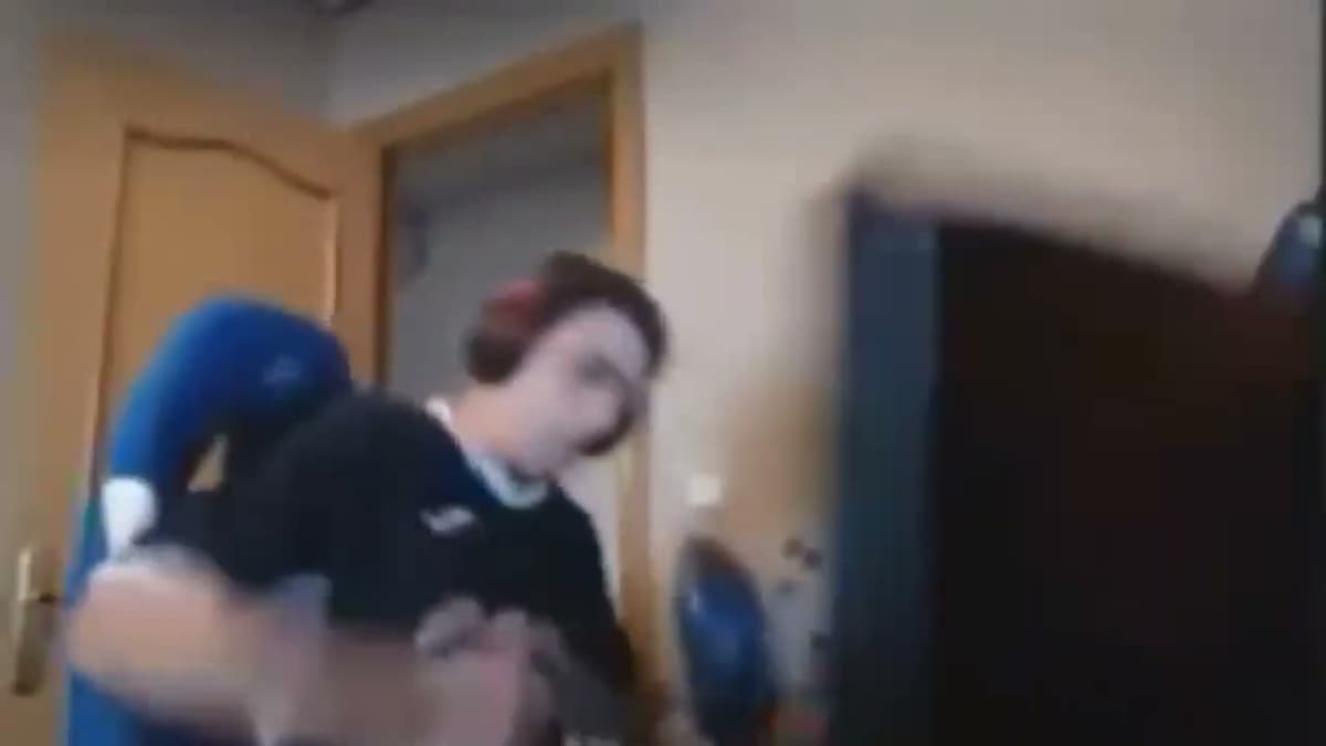 Rage Table Smash