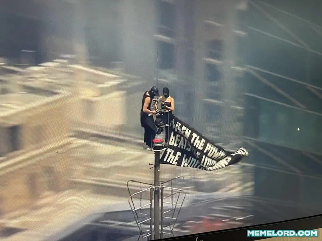 Couple on the Empire State Building (Use AI to replace the flag) meme template