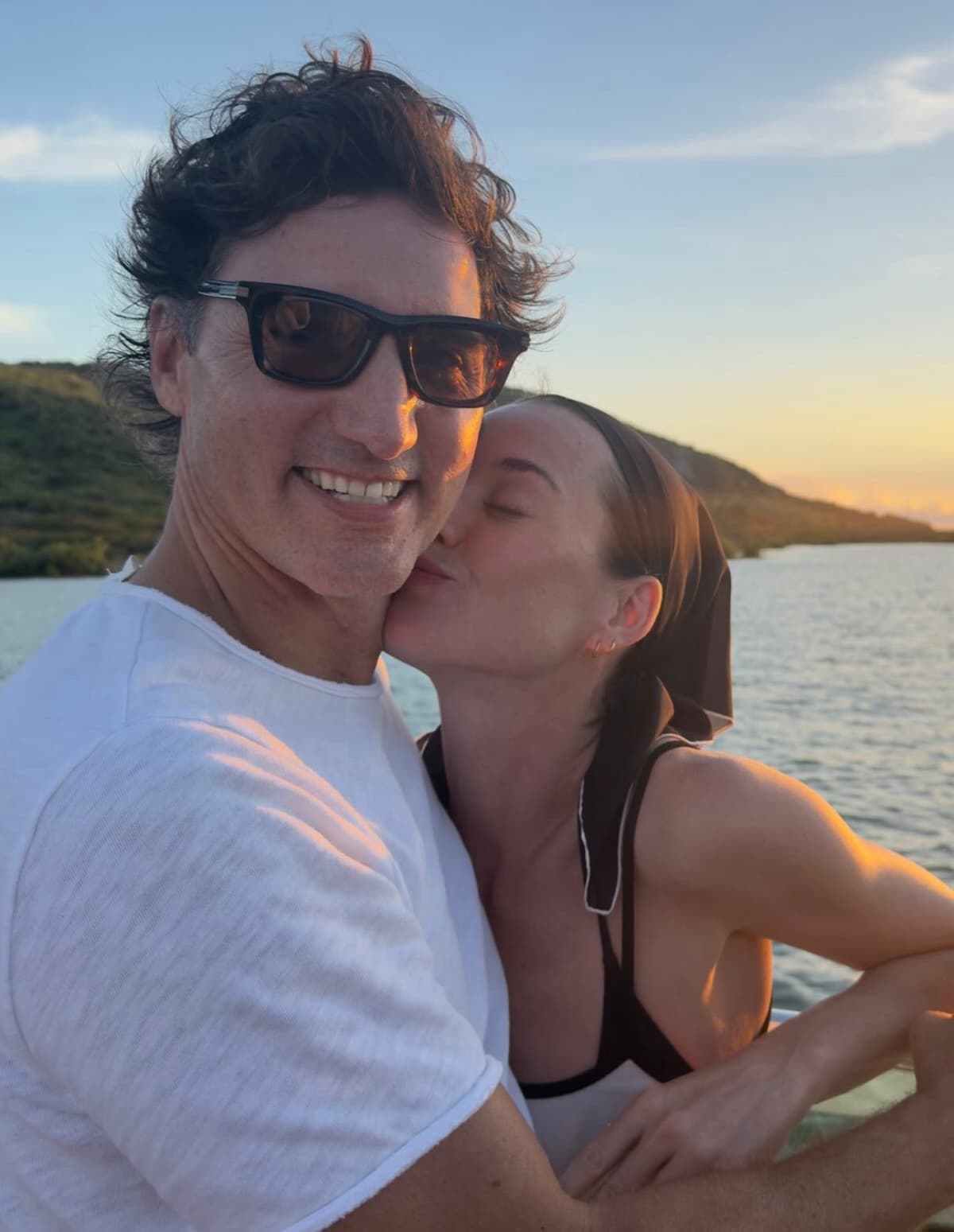 Katy Perry new vacation photo with Justin Trudeau