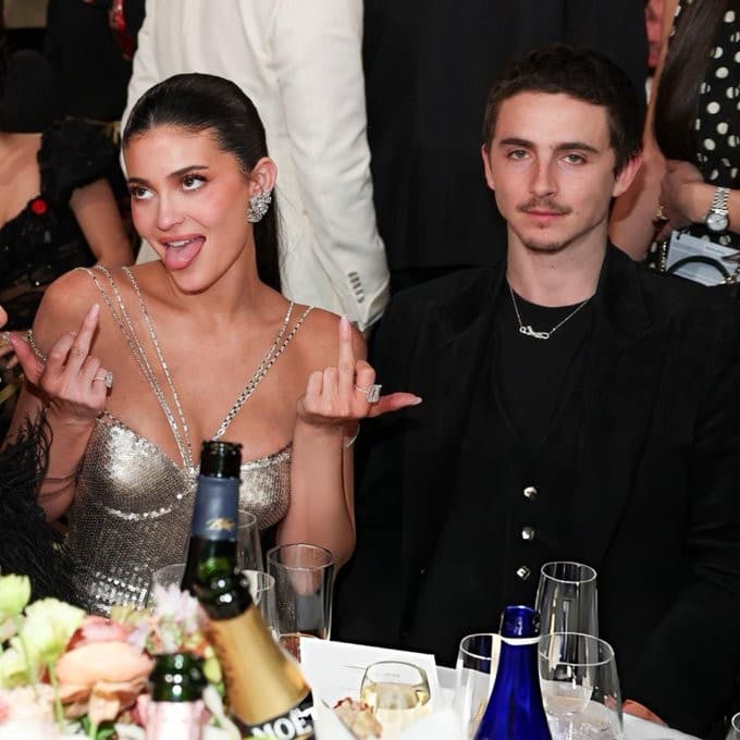 Kylie Jenner and Timothée Chalamet get silly at the 2026 Golden Globes