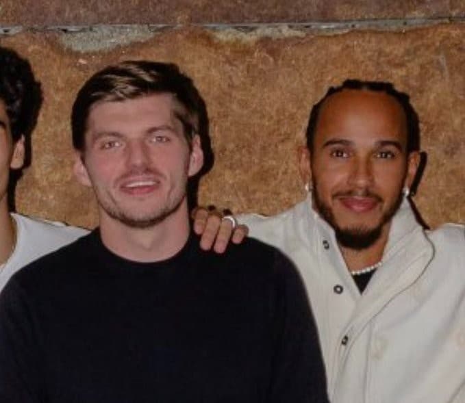 Lewis Hamilton & Max Verstappen side by side at the 2025 End-of-Season Dinner