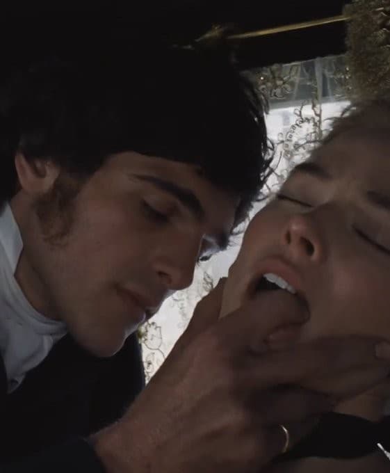 Margot Robbie and Jacob Elordi in wuthering heights